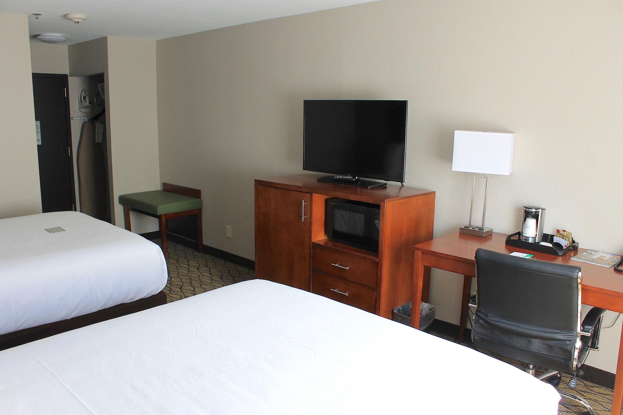 Wyndham Garden Fort Wayne Buitenkant foto