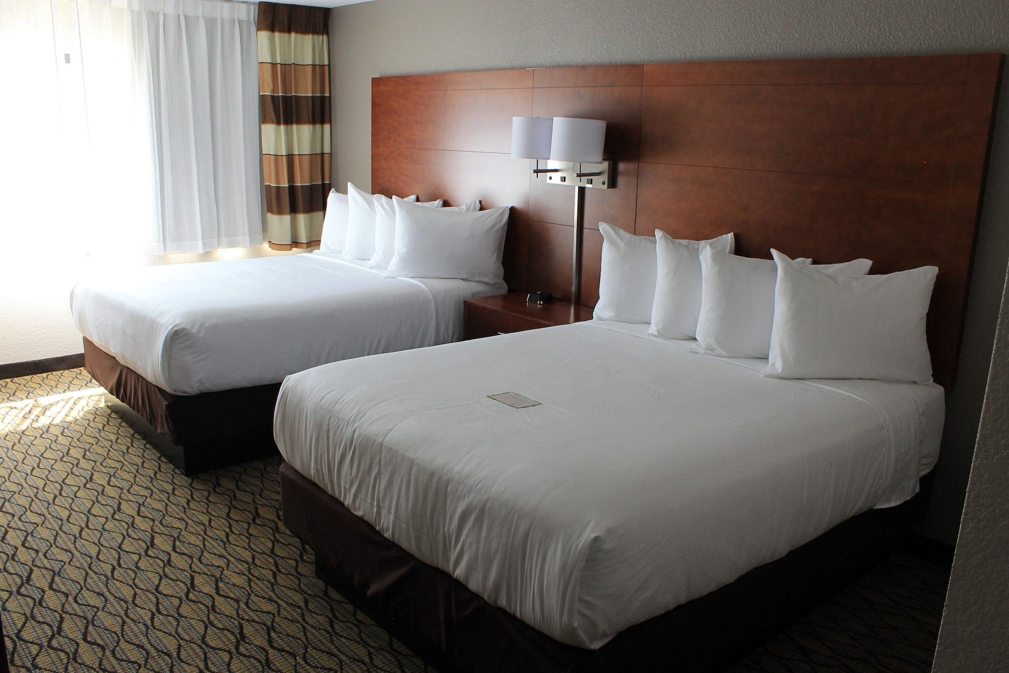 Wyndham Garden Fort Wayne Buitenkant foto