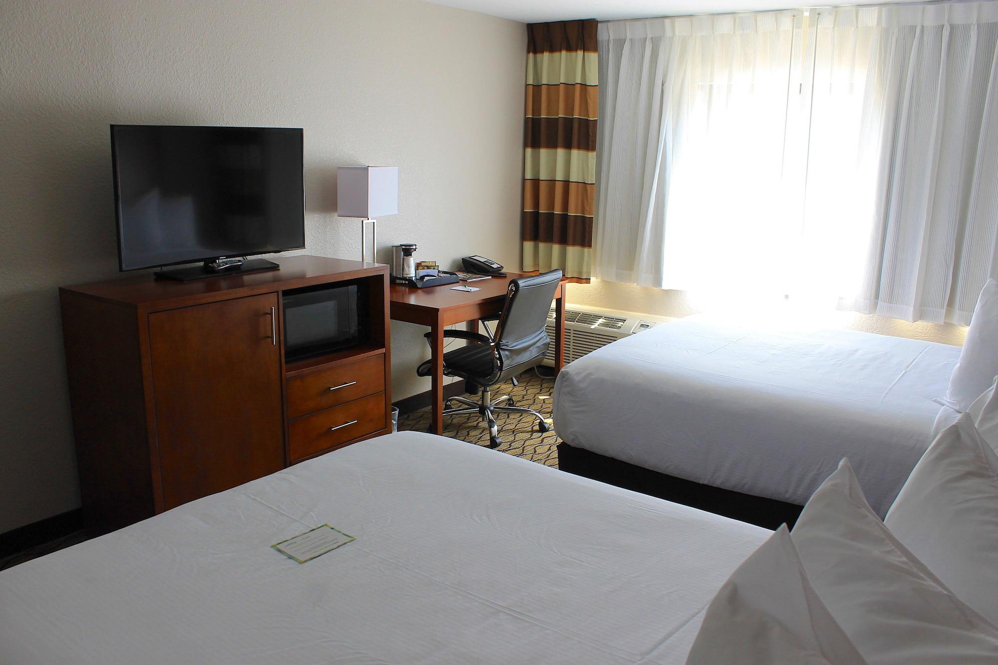 Wyndham Garden Fort Wayne Buitenkant foto