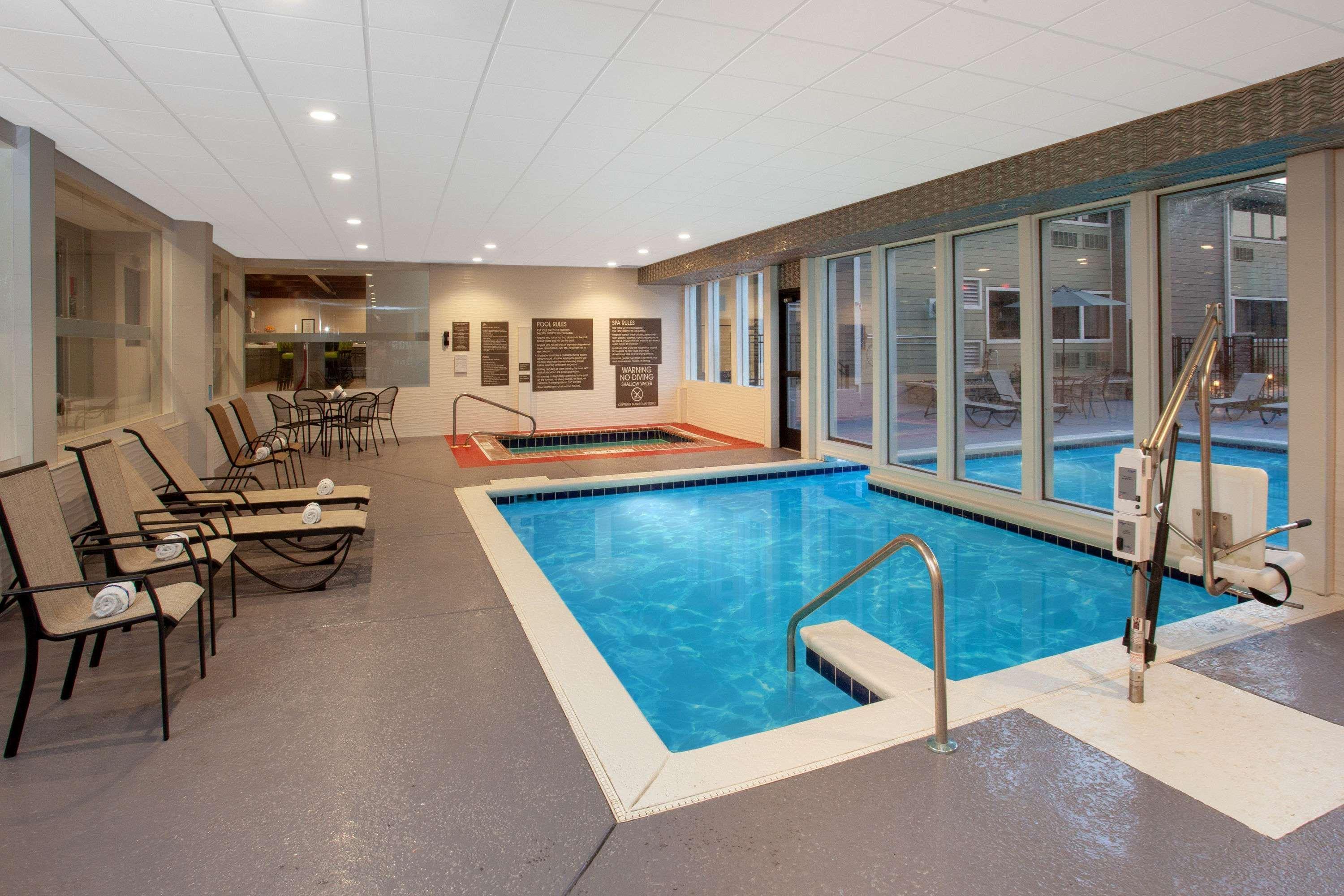 Wyndham Garden Fort Wayne Buitenkant foto
