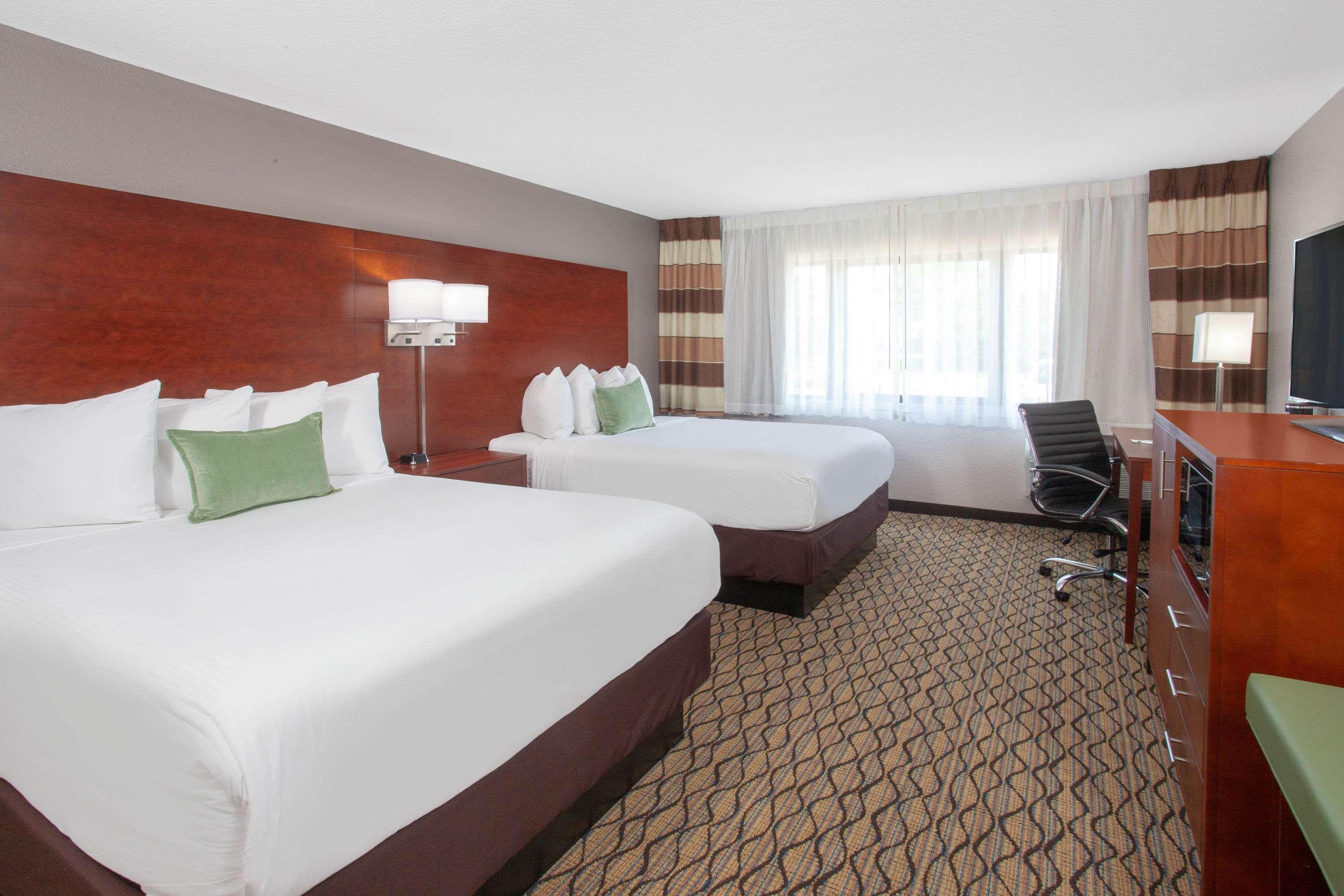 Wyndham Garden Fort Wayne Buitenkant foto
